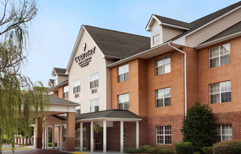 Cronheim Hotel Capital secures $6.5 million for Country Inn & Suites Charlotte University Place